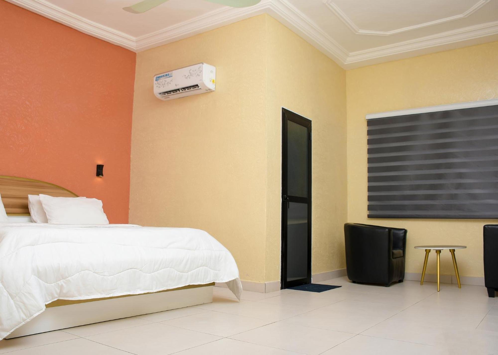 Hotel Mavilla 科托努 外观 照片
