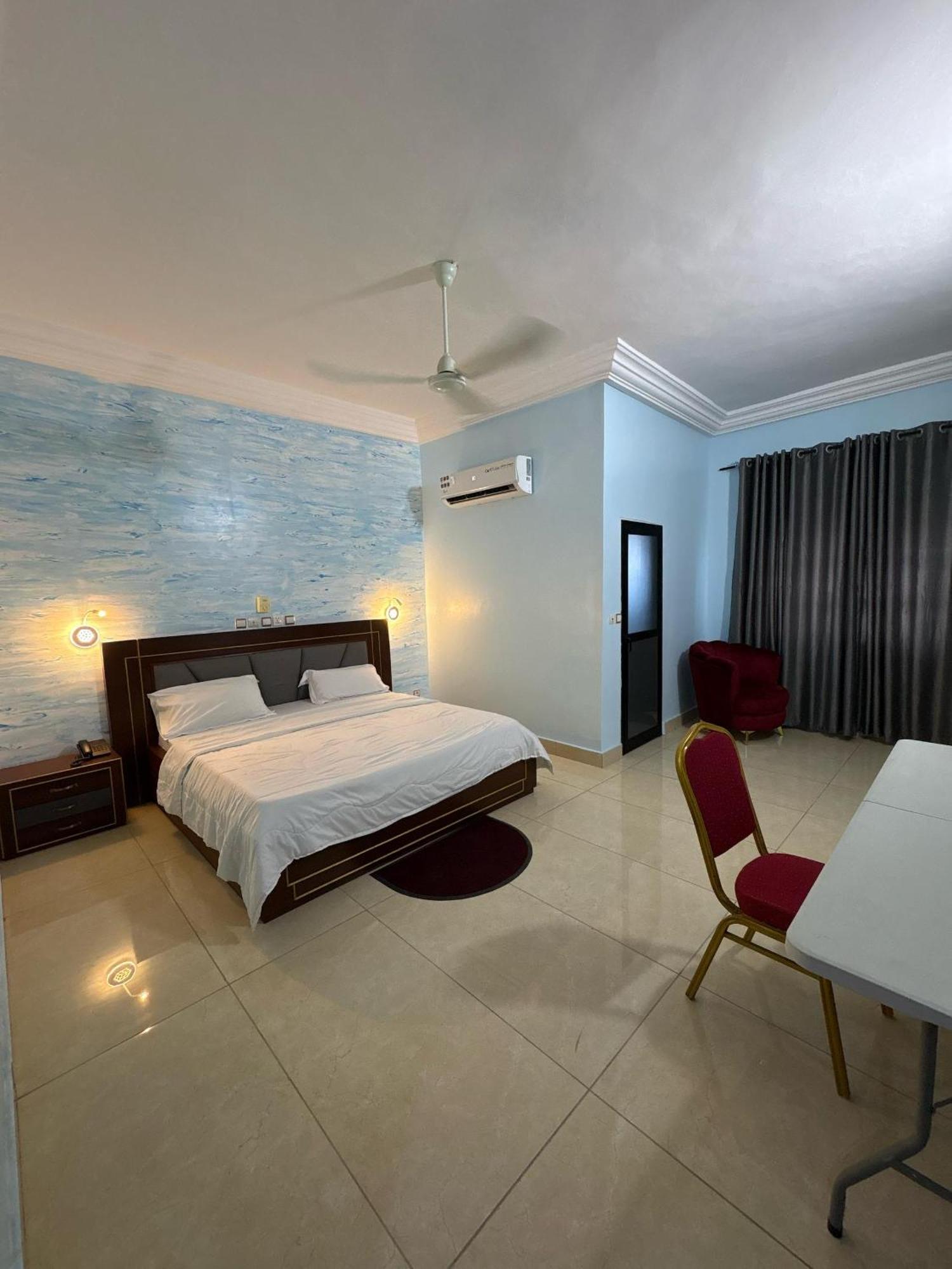 Hotel Mavilla 科托努 外观 照片
